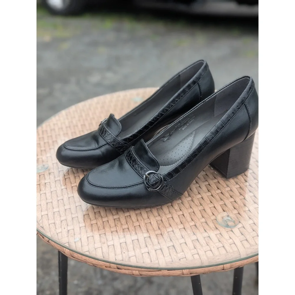AEROSOLES a2 by